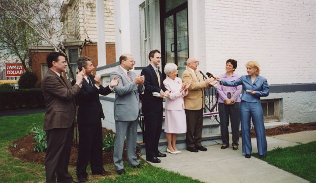 Ribbon cutting ceremony in 2002